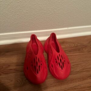 Yeezy Foam Runners MX Red